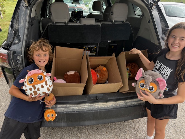 Students meeting their Sad Nuggies on classroom adoption day